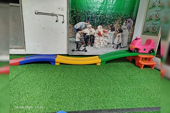 مهدکودک و پیش دبستانی مداد رنگی9