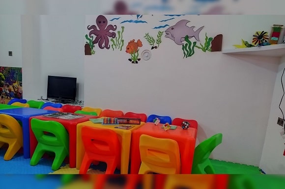 مداد رنگی در بجنورد