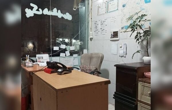 پیک موتوری و خدمات باربری همشهری در لاهیجان