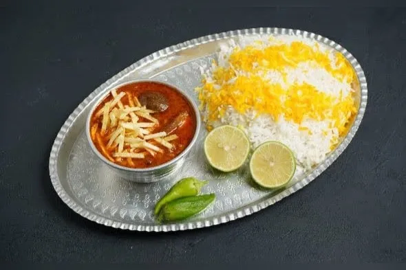 کترینگ سیر تا پیاز در قم